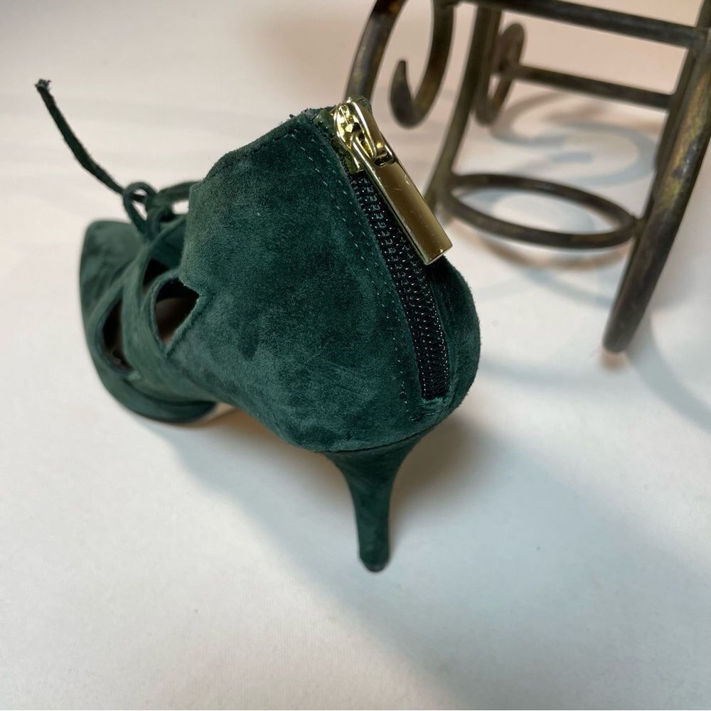 White House black market Money Green Suede Lace Up Heels 9 - Picture 3 of 10